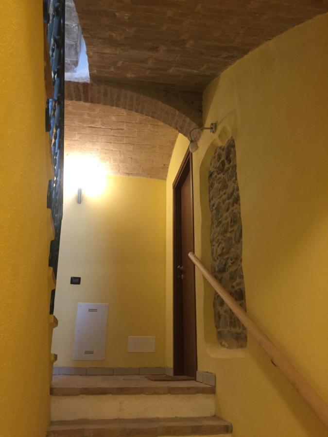 Ababo Affittacamere Quattro Castella Экстерьер фото